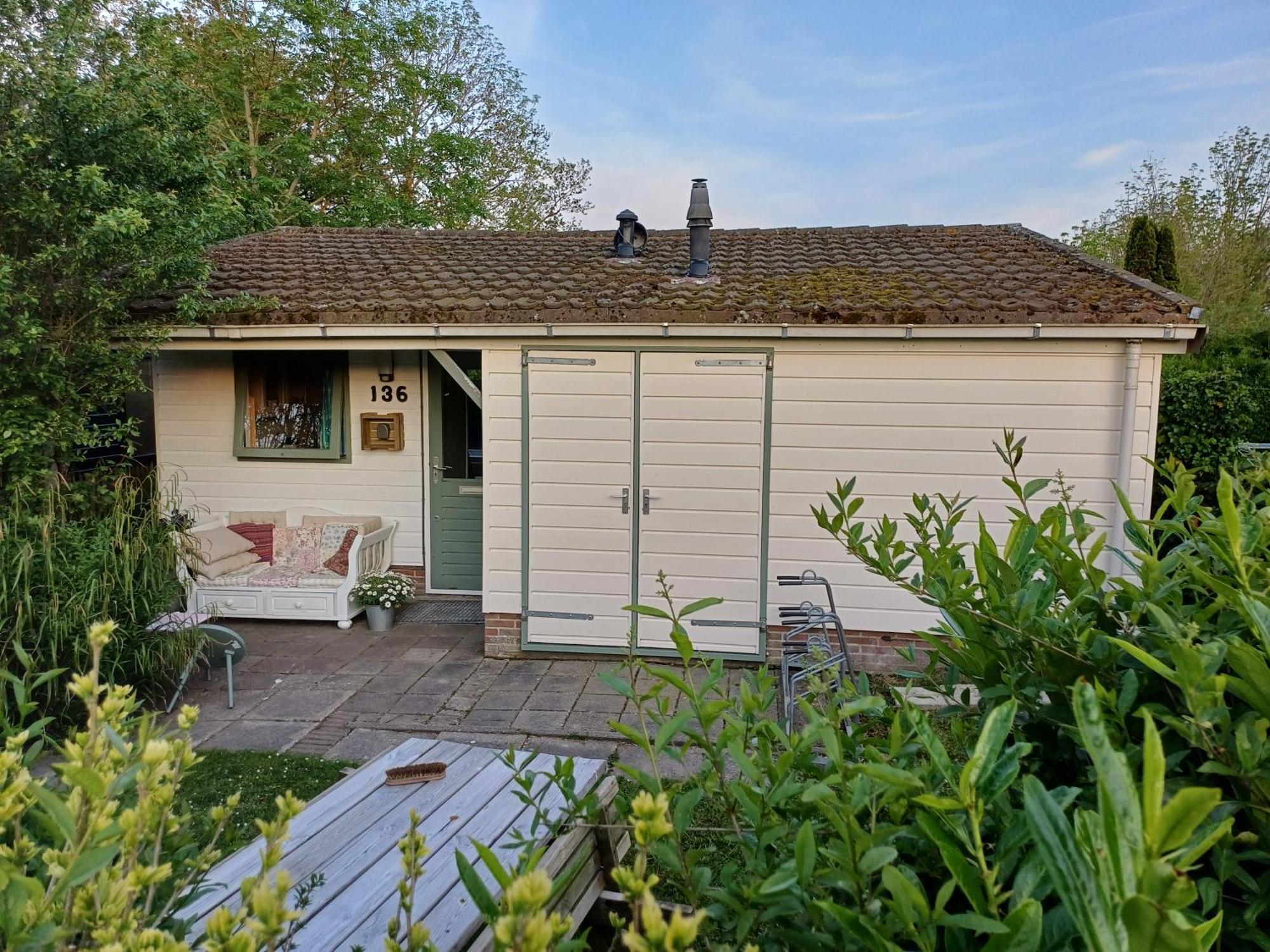 Vila Vrije Vogels Warmenhuizen Exteriér fotografie